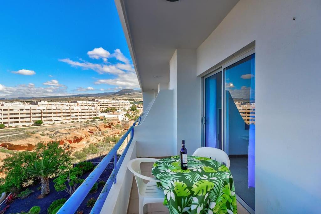 Bonito Estudio Playa Paraiso Con Vista Al Mar By Paramount Holidays Costa Adeje (Tenerife) Exterior foto